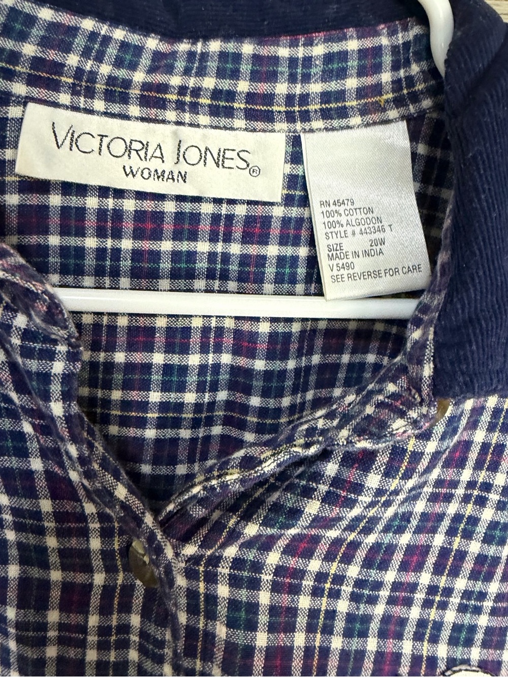 Vintage Victoria Jones Woman 20W Plaid Button Front Shirt Teacher Books Cat - Picture 11 of 13